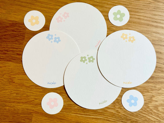 Nicole Personalized Round Gift Tags