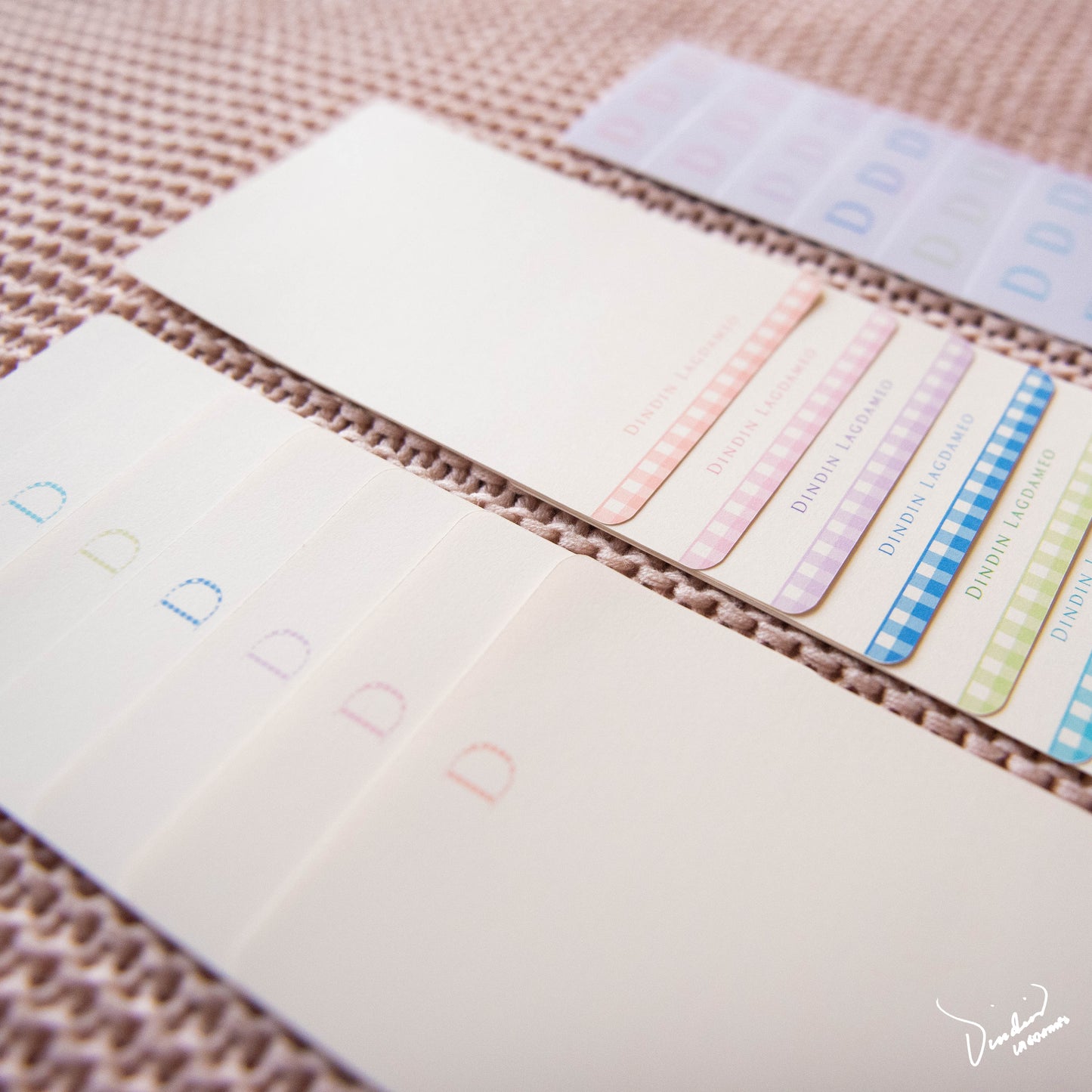 Alessandra Personalized Round Gift Tags