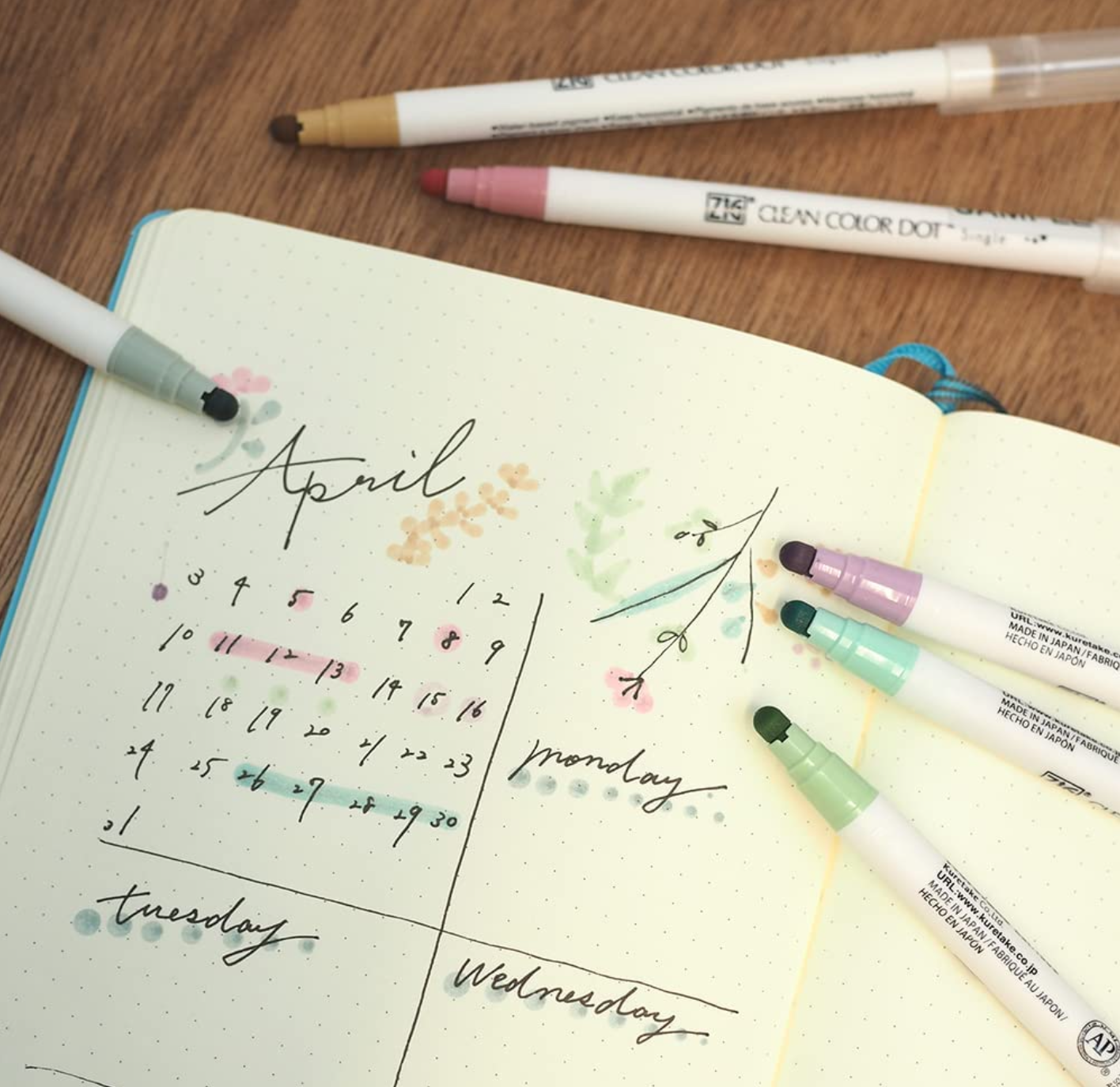 Kuretake Zig Clean Color Dot Mild Smoky 6C
